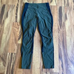 Super cute olive green in the front black in the back pant